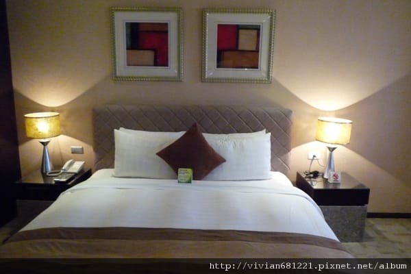 P1100140 致穩人文商旅 - 超想搬回家的床1.jpg