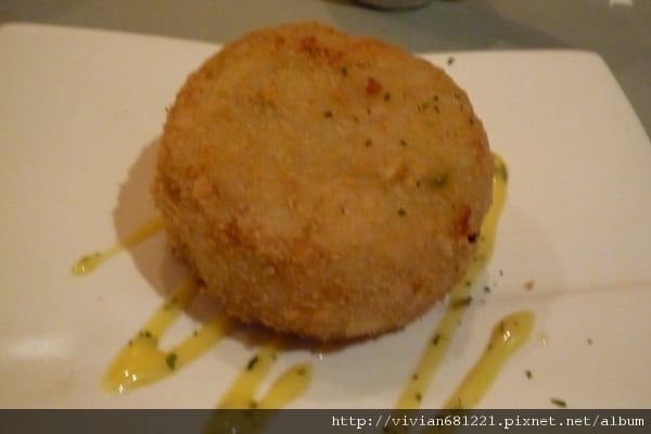 P1110865 田園醺雞炸飯糰1.jpg