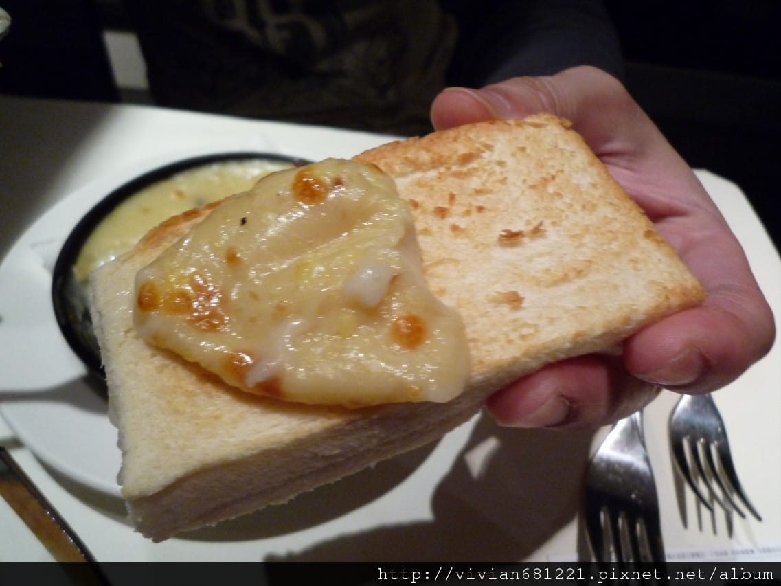 P1120003 這超好吃的啦 ! 我好愛喔 !1.jpg