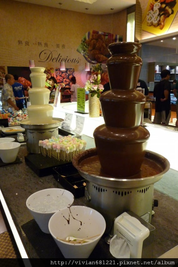 P11209921.jpg P11209921.jpg