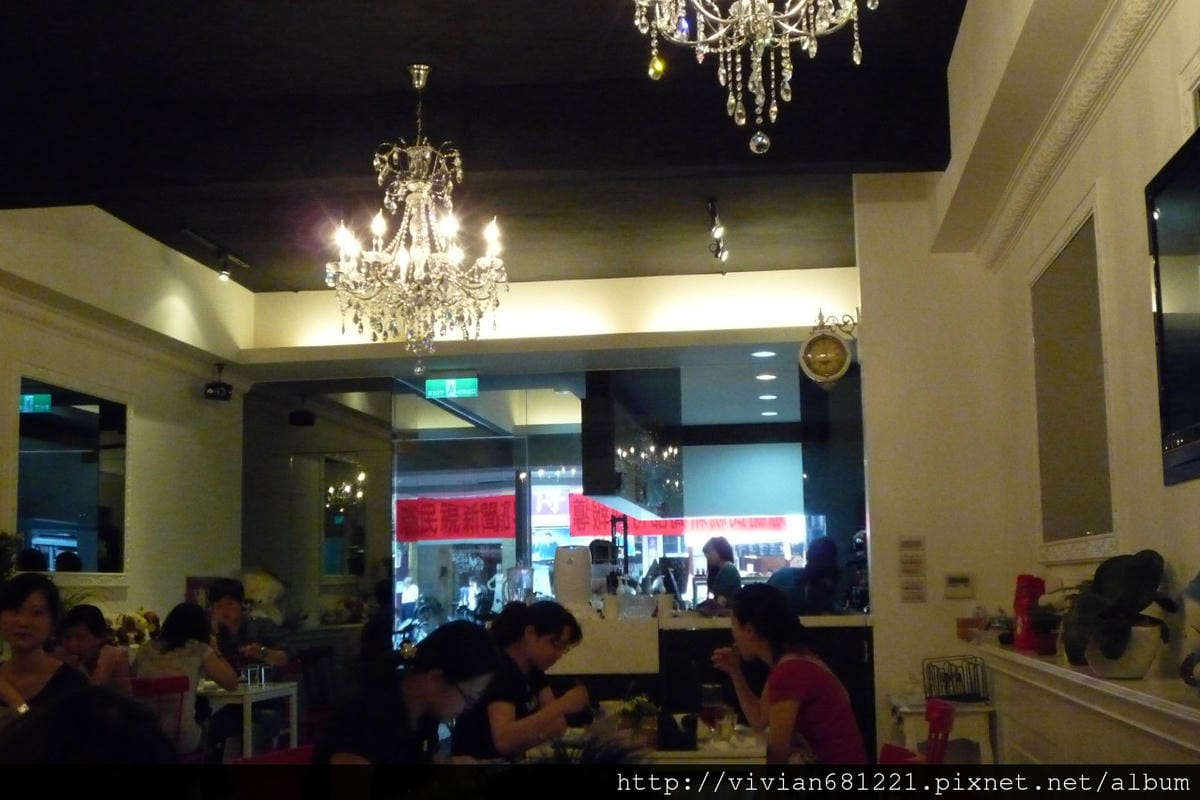 P11209361.jpg P11209361.jpg