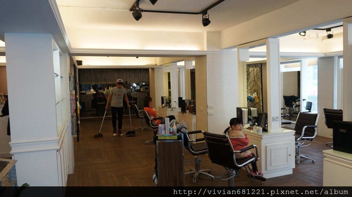 DSC057621.jpg DSC057621.jpg