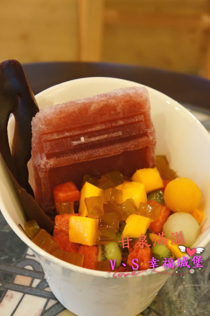 [永康街。冰品] 甘泉滿溢 – 飲冰閣,讓你吃冰吃的很有音樂氣質