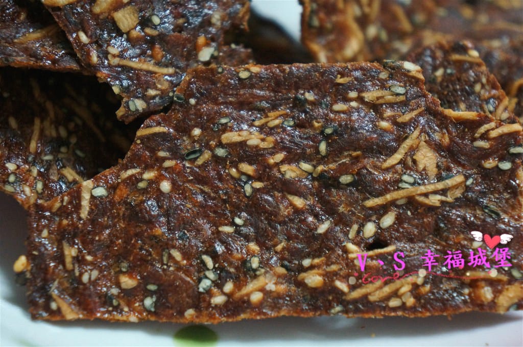 [肉乾。宅配美食] 愛不是手 芝麻杏仁脆片,讓你一片接一片停不下你的手