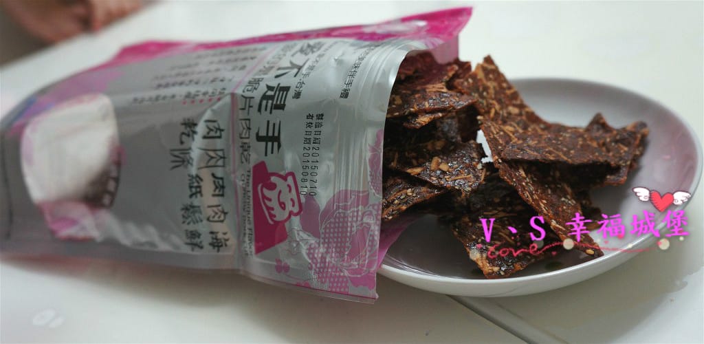 [肉乾。宅配美食] 愛不是手 芝麻杏仁脆片,讓你一片接一片停不下你的手