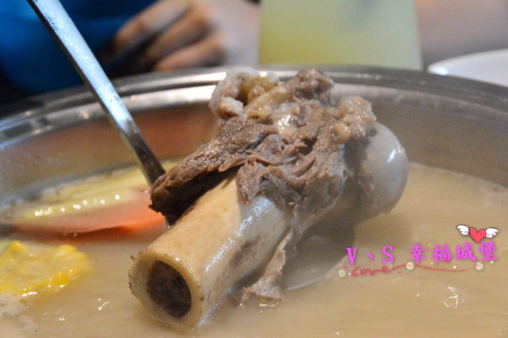 [港式火鍋。東區] 珍湯火鍋 道地港式火鍋,讓人想喝完整鍋湯