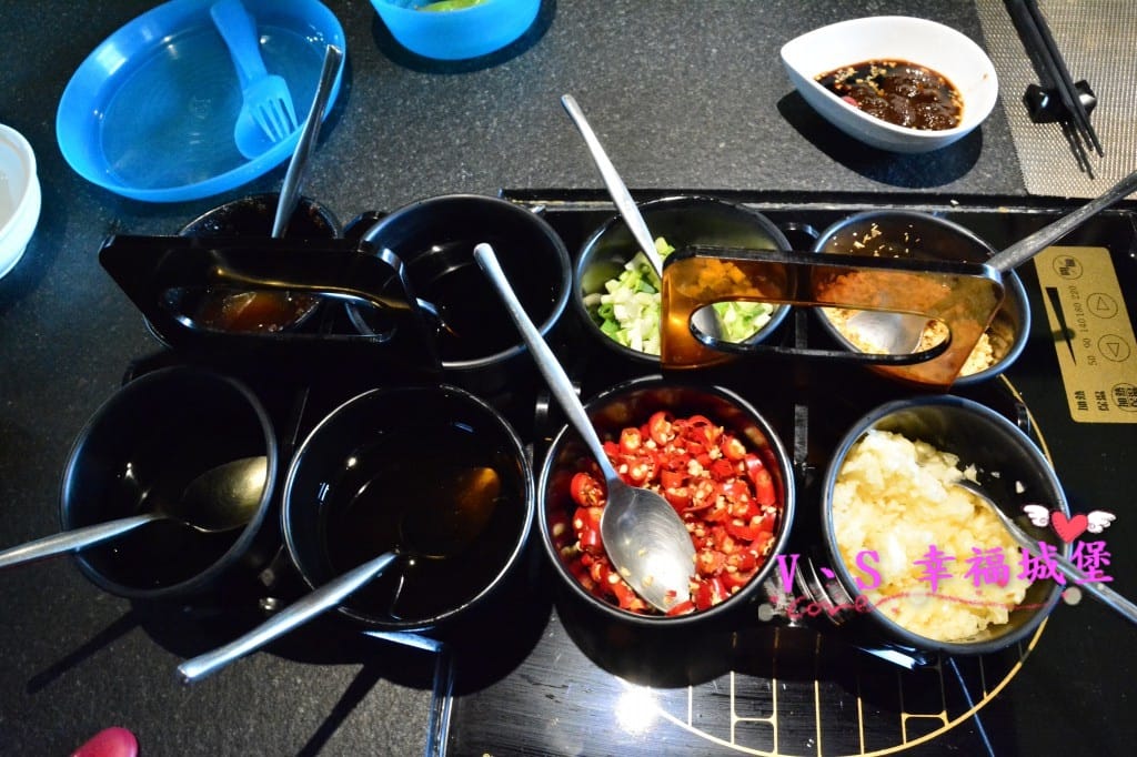 [港式火鍋。東區] 珍湯火鍋 道地港式火鍋,讓人想喝完整鍋湯
