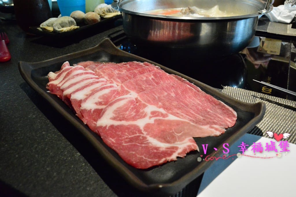 [港式火鍋。東區] 珍湯火鍋 道地港式火鍋,讓人想喝完整鍋湯