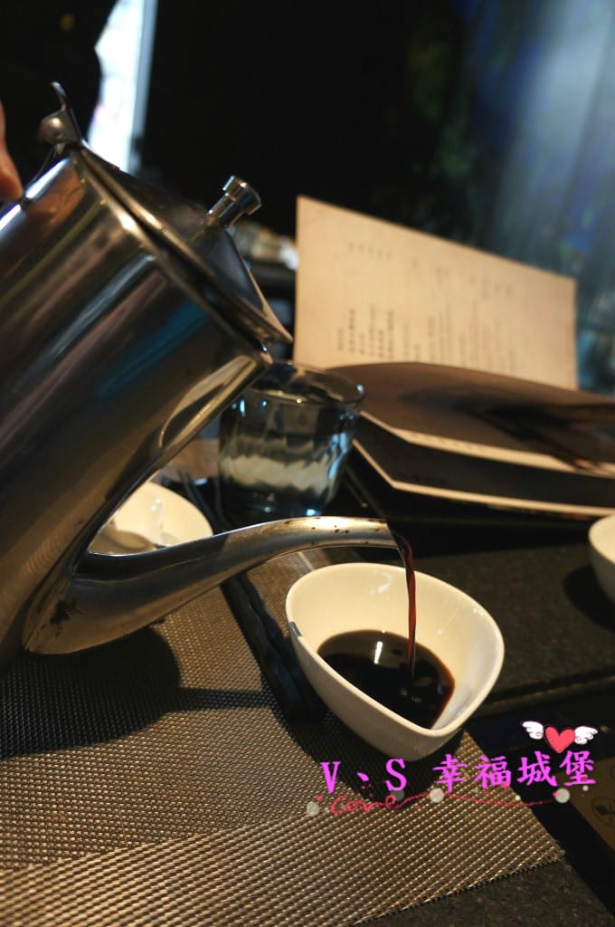 [港式火鍋。東區] 珍湯火鍋 道地港式火鍋,讓人想喝完整鍋湯