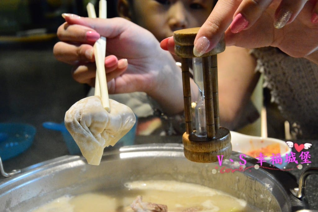 [港式火鍋。東區] 珍湯火鍋 道地港式火鍋,讓人想喝完整鍋湯