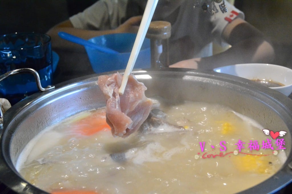 [港式火鍋。東區] 珍湯火鍋 道地港式火鍋,讓人想喝完整鍋湯