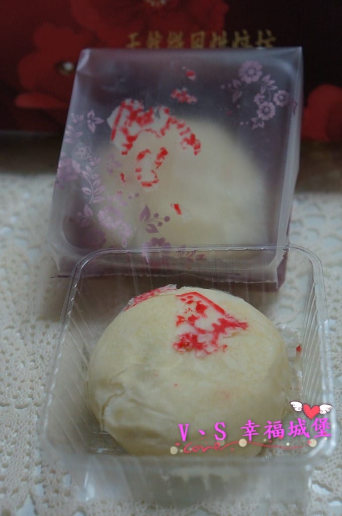 【宅配美食推薦】天然微風烘焙坊 蛋黃酥.綠豆碰 – 中秋送禮新選擇