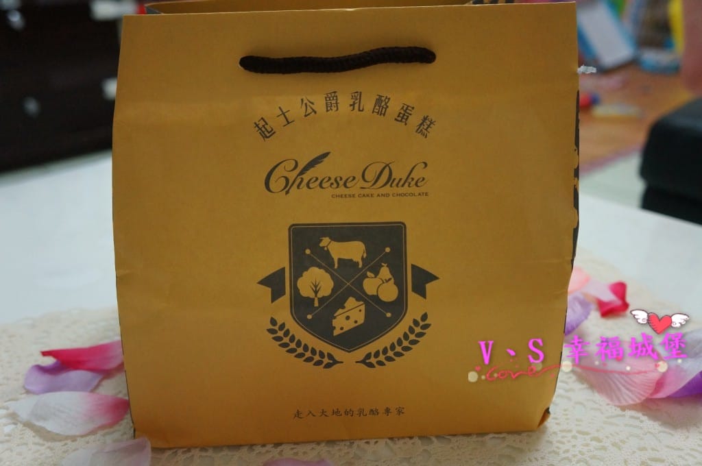 [宅配美食。乳酪蛋糕] 起士公爵 純粹原味乳酪蛋糕 – 讓我悔恨沒早點遇到它