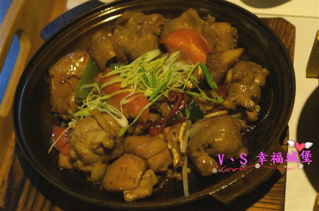 【茶棧。板橋】愛茶棧 - 讓你回到年輕時 在泡沫紅茶店跟好友 【茶棧。板橋】愛茶棧 - 讓你回到年輕時 在泡沫紅茶店跟好友