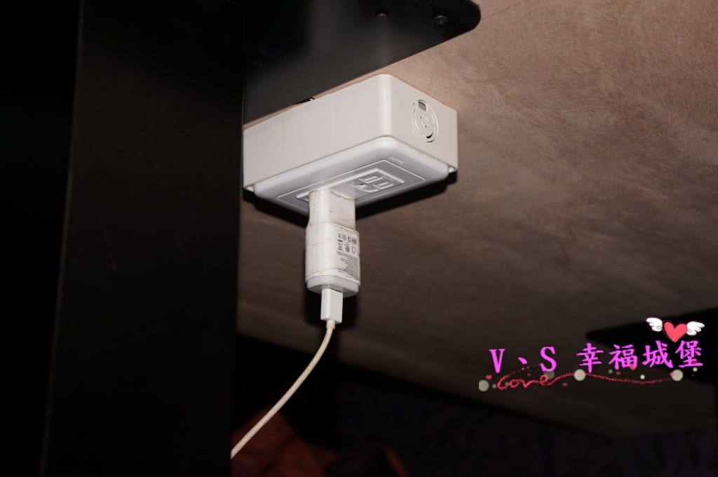 【茶棧。板橋】愛茶棧 - 讓你回到年輕時 在泡沫紅茶店跟好友 【茶棧。板橋】愛茶棧 - 讓你回到年輕時 在泡沫紅茶店跟好友