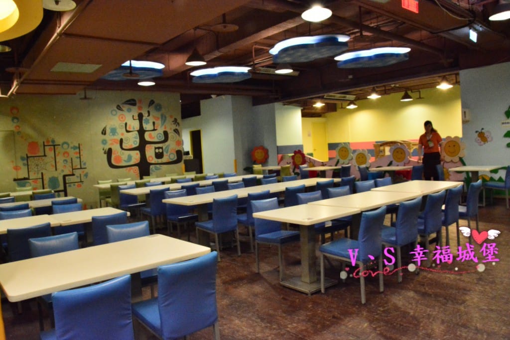 【親子餐廳。板橋】艾瑪親子主題餐廳 - 自助吃到飽、體驗課程