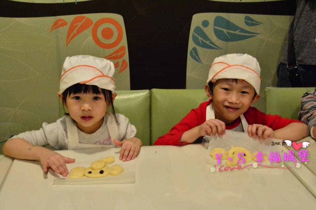 【親子餐廳。板橋】艾瑪親子主題餐廳 - 自助吃到飽、體驗課程