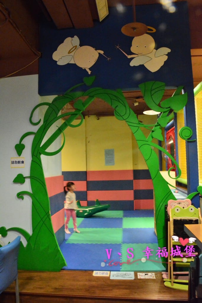 【親子餐廳。板橋】艾瑪親子主題餐廳 - 自助吃到飽、體驗課程