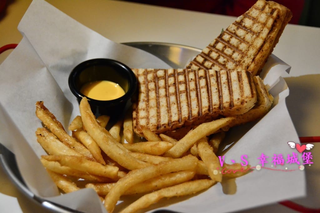 【美式餐廳。忠孝敦化】 Fantasy Diner 潮流美式 【美式餐廳。忠孝敦化】 Fantasy Diner 潮流美式