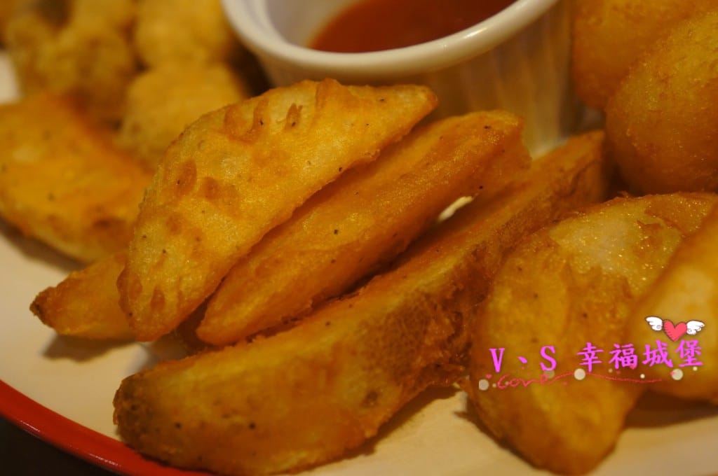 【義式。板橋】岩磨坊 小而美卻小而巧的平價義式料理,原味、菠