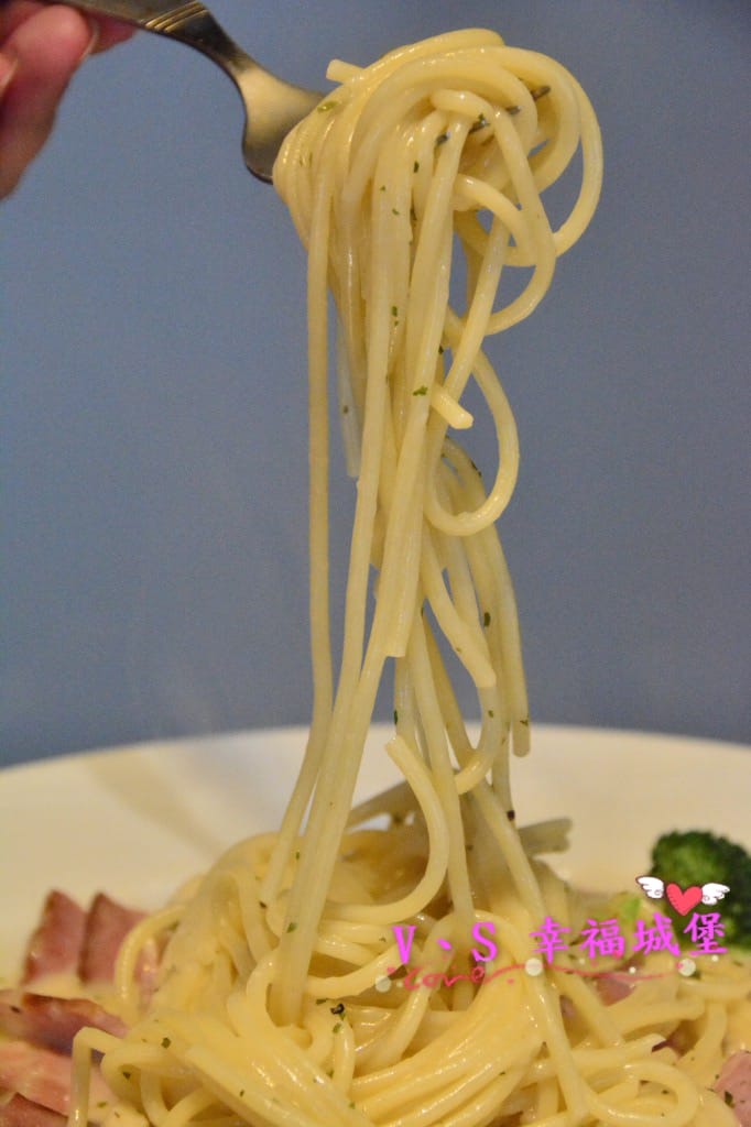 【義式。板橋】岩磨坊 小而美卻小而巧的平價義式料理,原味、菠