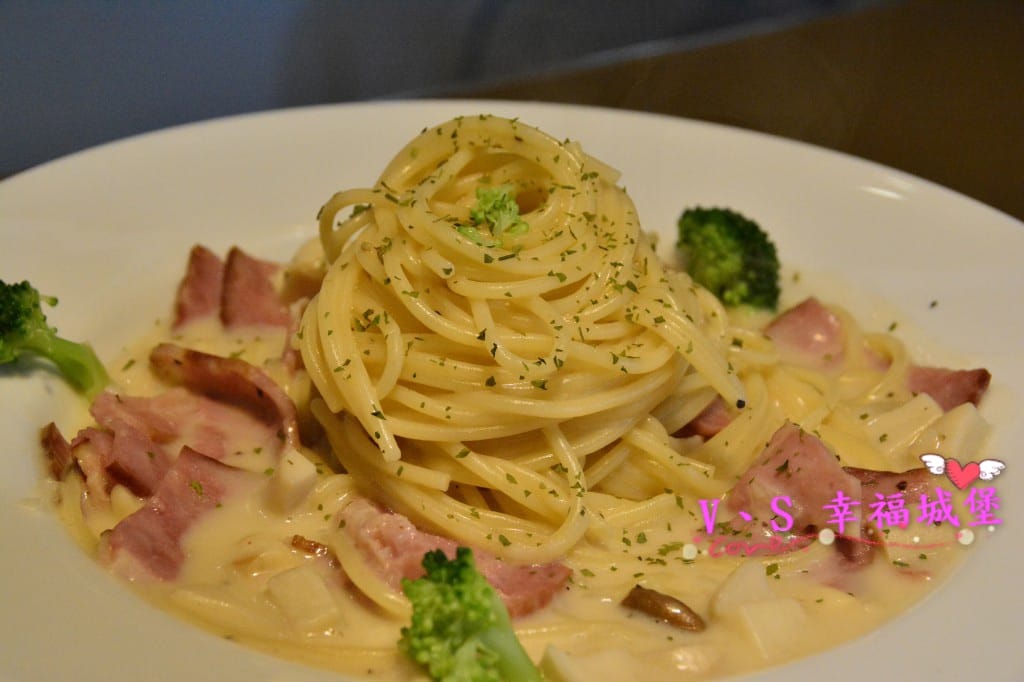 【義式。板橋】岩磨坊 小而美卻小而巧的平價義式料理,原味、菠