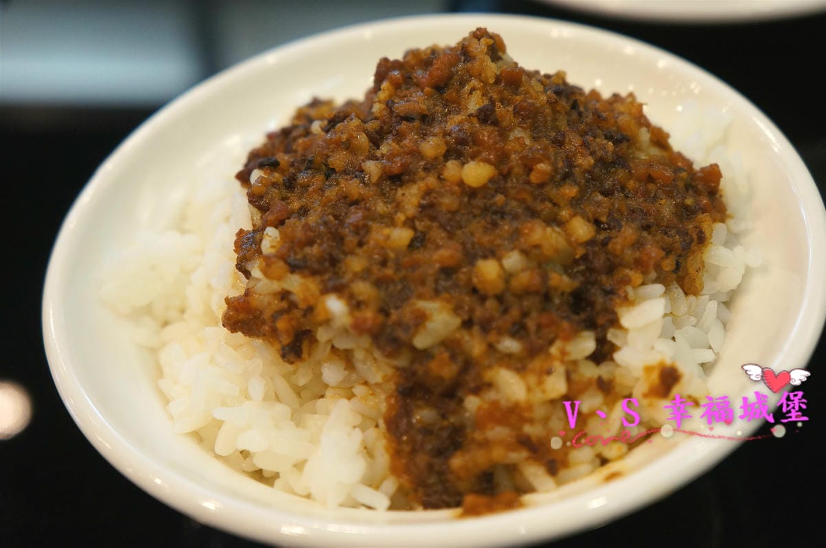 (已歇業)【中和小吃。麵食】景安站美食 初呼御料 想不到