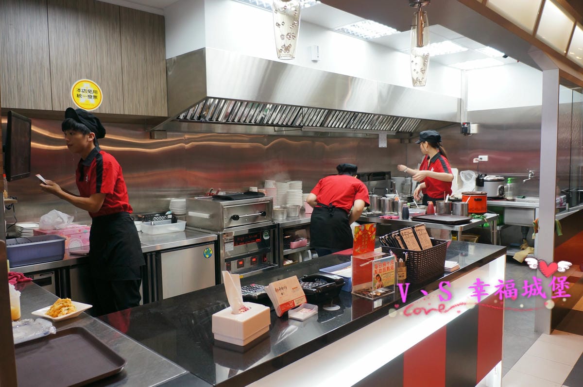 (已歇業)【中和小吃。麵食】景安站美食 初呼御料 想不到