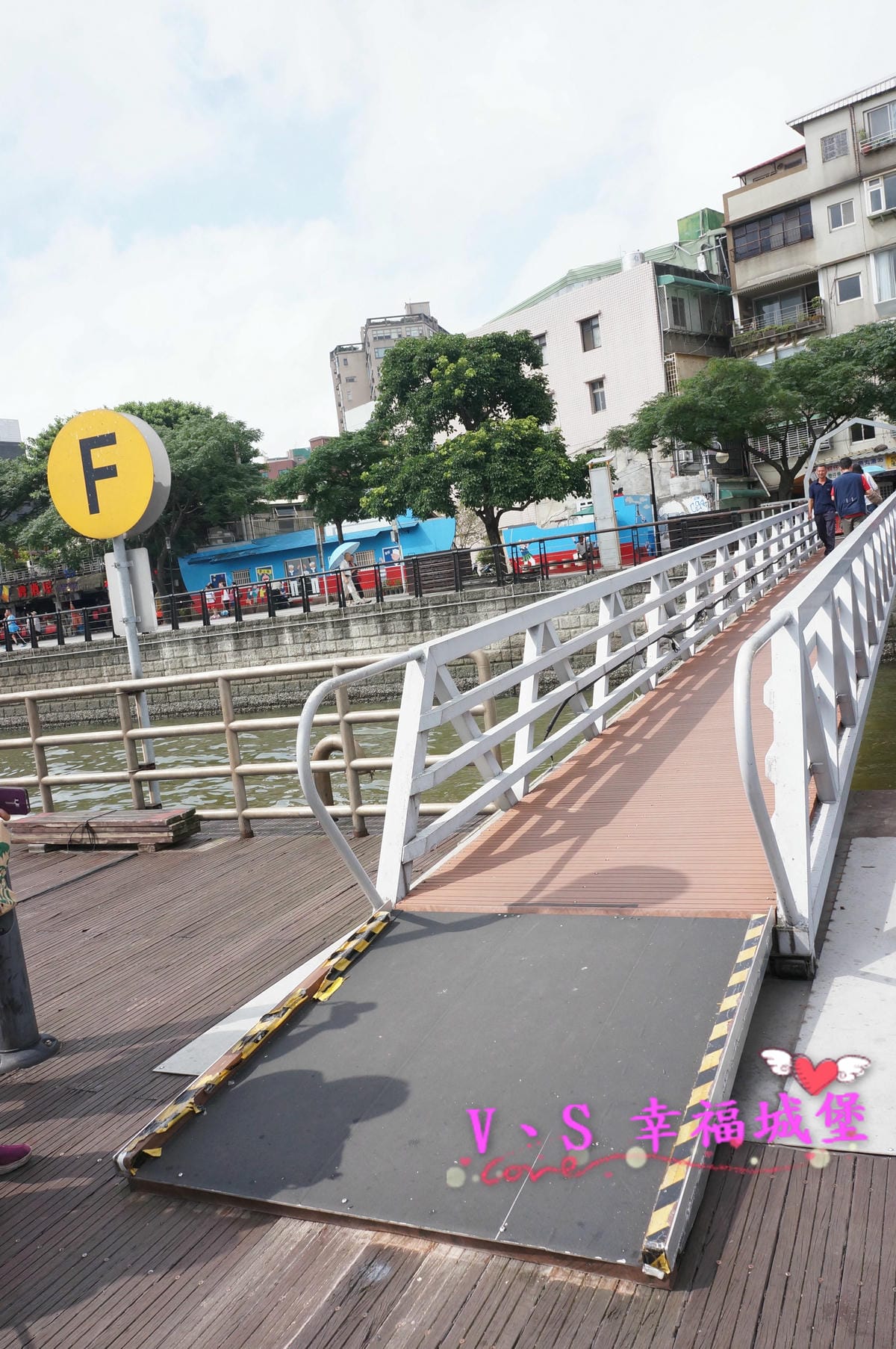 DSC00765.JPG DSC00765.JPG