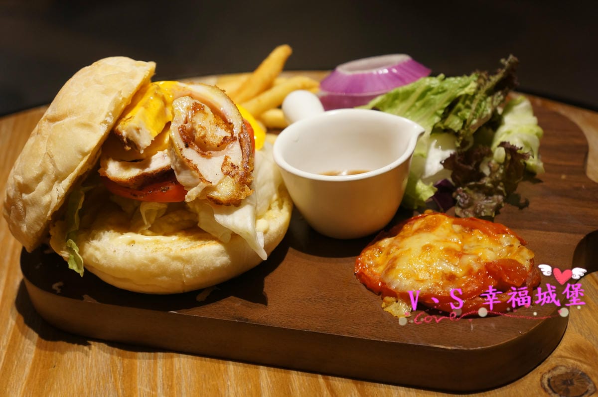 【東區美食】捷運忠孝復興站 C.C.KISS Coffee& 【東區美食】捷運忠孝復興站 C.C.KISS Coffee&