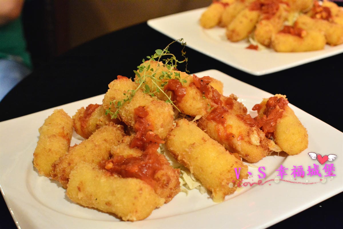 【東區美食】捷運忠孝復興站 C.C.KISS Coffee& 【東區美食】捷運忠孝復興站 C.C.KISS Coffee&