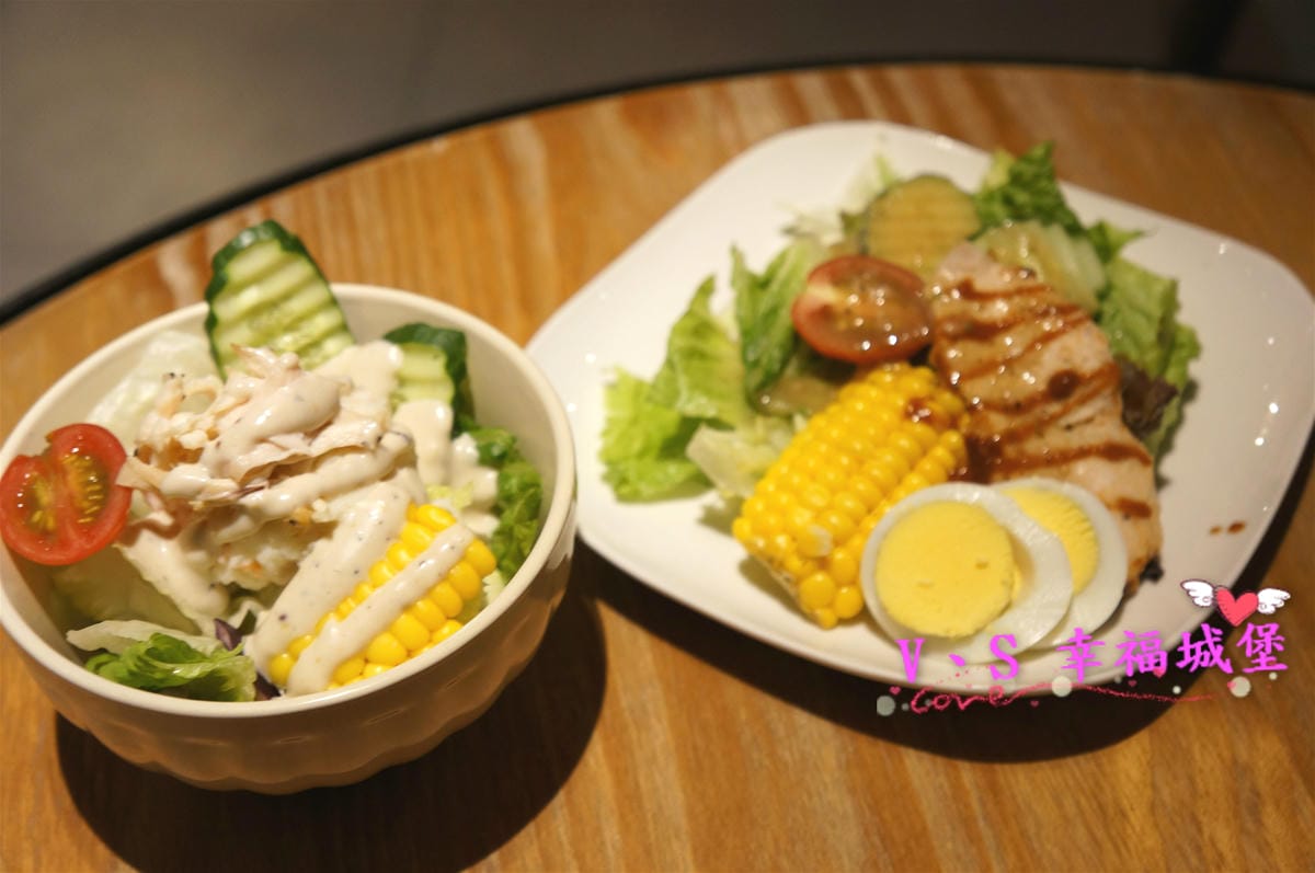 【東區美食】捷運忠孝復興站 C.C.KISS Coffee& 【東區美食】捷運忠孝復興站 C.C.KISS Coffee&