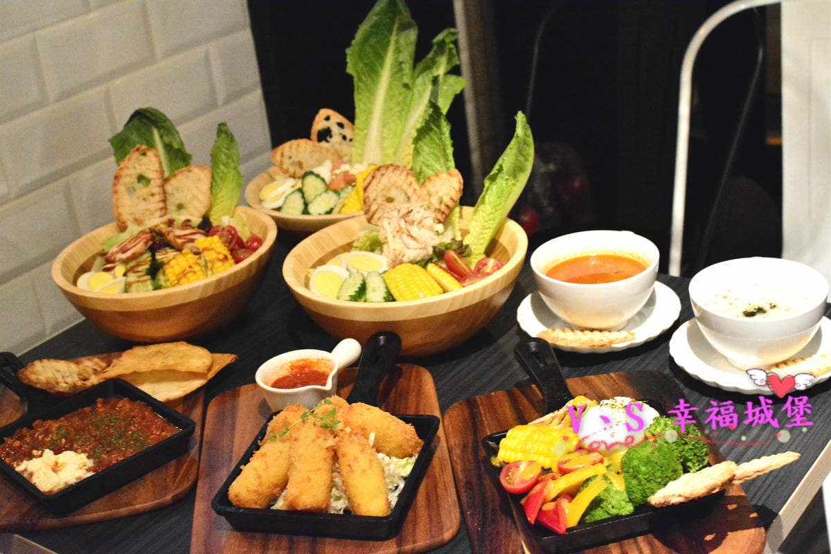 【東區美食】捷運忠孝復興站 C.C.KISS Coffee& 【東區美食】捷運忠孝復興站 C.C.KISS Coffee&