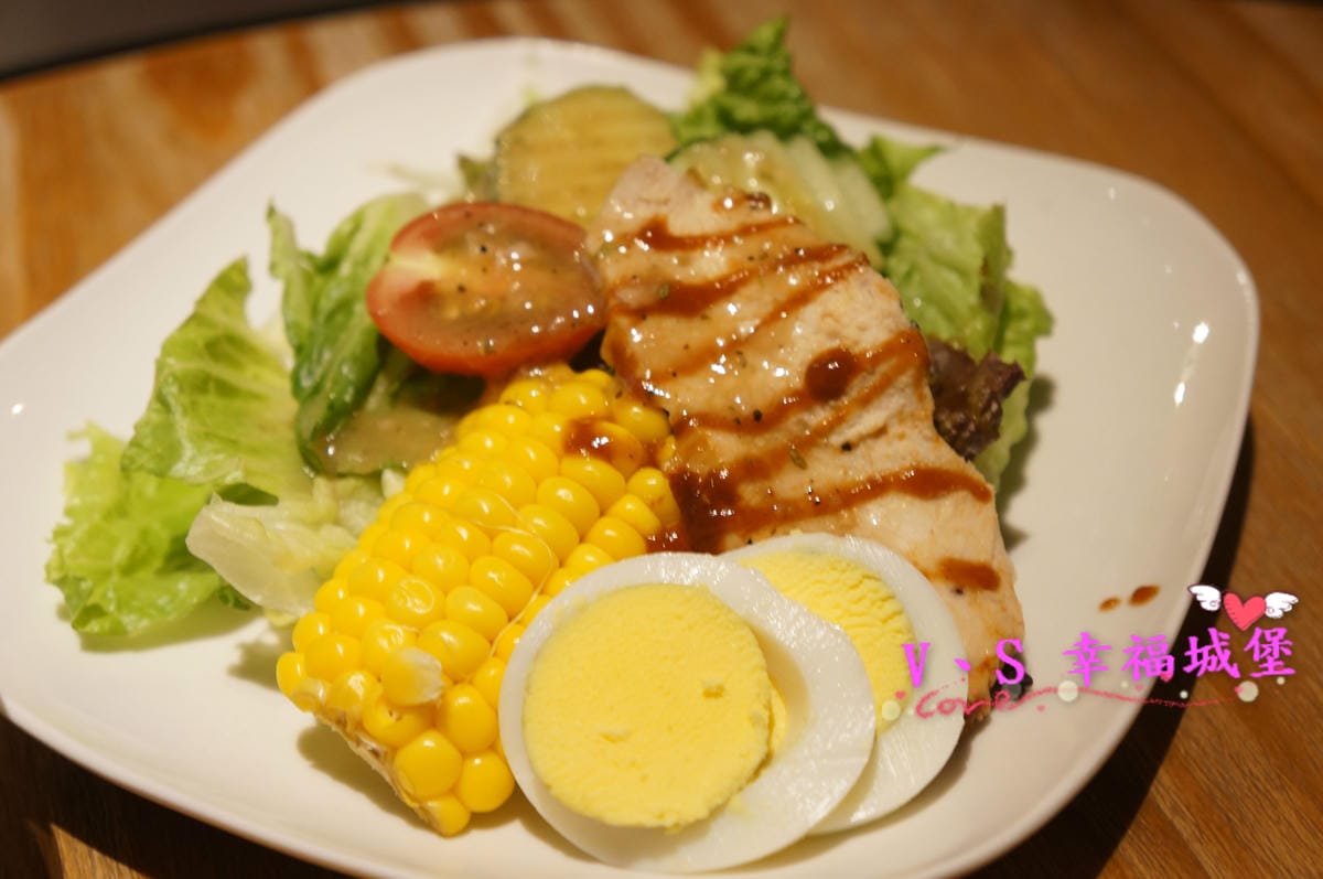 【東區美食】捷運忠孝復興站 C.C.KISS Coffee& 【東區美食】捷運忠孝復興站 C.C.KISS Coffee&