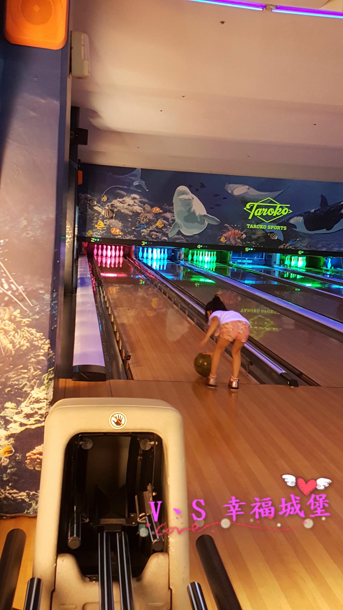 【土城。室內娛樂】新北土城 大魯閣保齡球館 – 來場熱血的親子活動吧 ! 想不到還有兒童專用保齡球,讓大人小孩都玩的很開心 - 第29張圖 【土城。室內娛樂】新北土城 大魯閣保齡球館 – 來場熱血的親子活動吧 ! 想不到還有兒童專用保齡球,讓大人小孩都玩的很開心