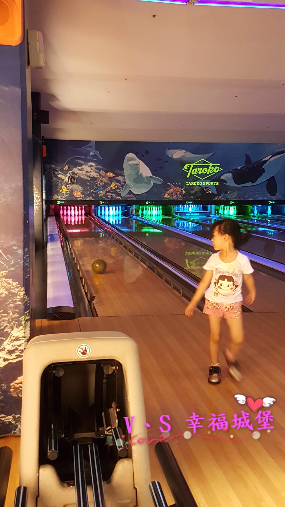 【土城。室內娛樂】新北土城 大魯閣保齡球館 – 來場熱血的親子活動吧 ! 想不到還有兒童專用保齡球,讓大人小孩都玩的很開心 - 第30張圖 【土城。室內娛樂】新北土城 大魯閣保齡球館 – 來場熱血的親子活動吧 ! 想不到還有兒童專用保齡球,讓大人小孩都玩的很開心