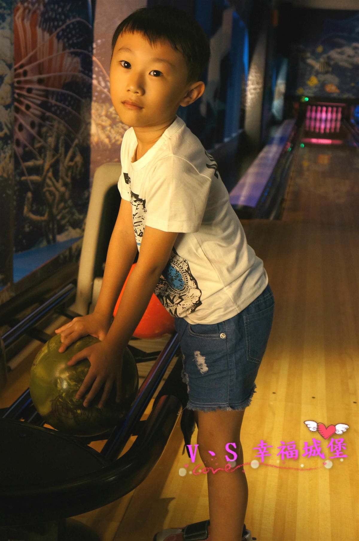 【土城。室內娛樂】新北土城 大魯閣保齡球館 – 來場熱血的親子活動吧 ! 想不到還有兒童專用保齡球,讓大人小孩都玩的很開心 - 第26張圖 【土城。室內娛樂】新北土城 大魯閣保齡球館 – 來場熱血的親子活動吧 ! 想不到還有兒童專用保齡球,讓大人小孩都玩的很開心