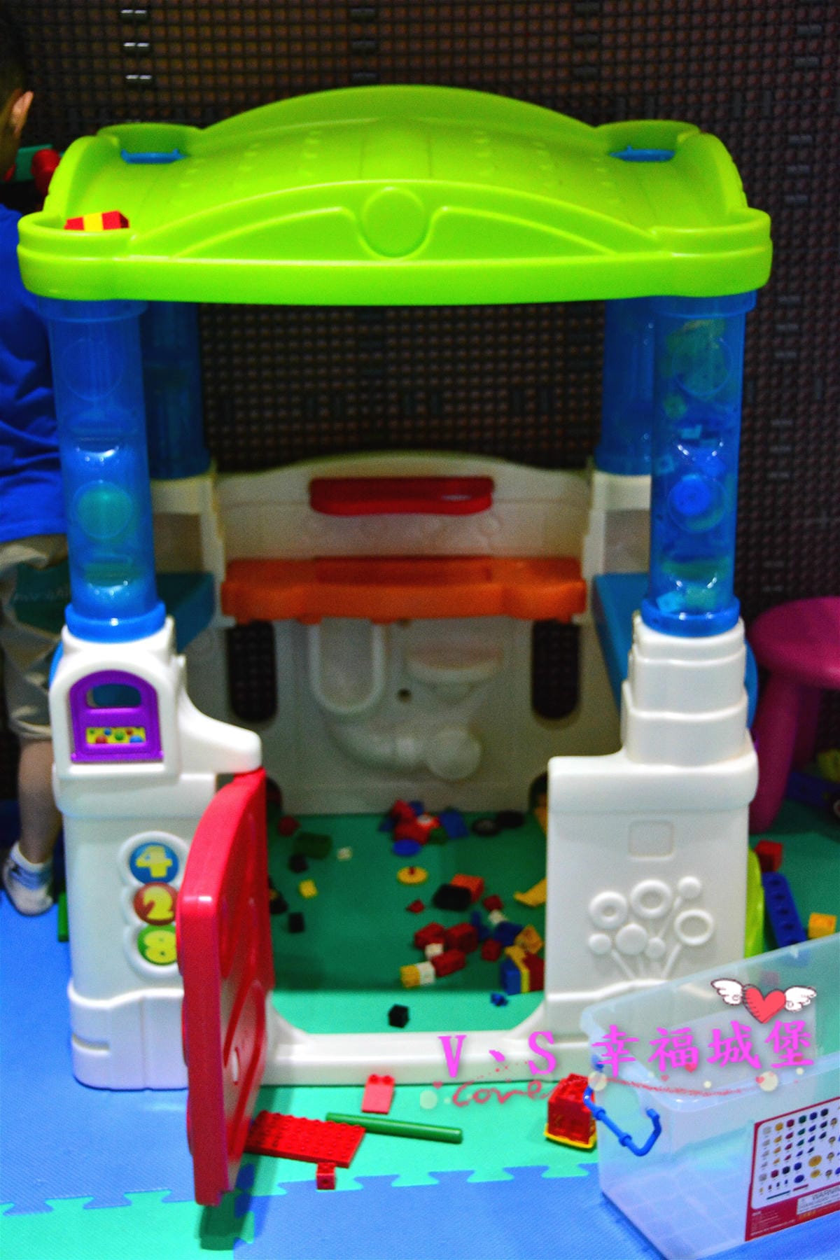 【新莊。親子餐廳】Tiger boss義式親子餐廳 – 超大溜滑梯讓小孩盡情玩耍,用心義式料理讓大人悠閒休息,真是大人小孩雙贏的好地方(已歇業) - 第48張圖 【新莊。親子餐廳】Tiger boss義式親子餐廳 - 超大