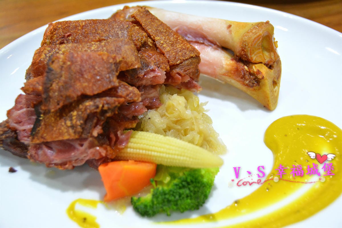 【新莊。親子餐廳】Tiger boss義式親子餐廳 – 超大溜滑梯讓小孩盡情玩耍,用心義式料理讓大人悠閒休息,真是大人小孩雙贏的好地方(已歇業) - 第34張圖 【新莊。親子餐廳】Tiger boss義式親子餐廳 - 超大