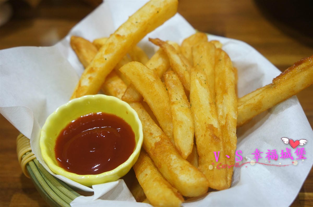 【新莊。親子餐廳】Tiger boss義式親子餐廳 – 超大溜滑梯讓小孩盡情玩耍,用心義式料理讓大人悠閒休息,真是大人小孩雙贏的好地方(已歇業) - 第19張圖 【新莊。親子餐廳】Tiger boss義式親子餐廳 - 超大