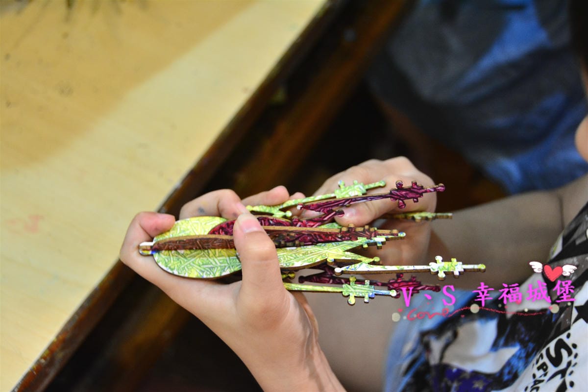 【台北兒童才藝】有種魔術 平面到立體 讓小孩發揮最大的想像力,創造出自己獨一無二的外星人,玩樂於浩瀚無垠的太空世界中