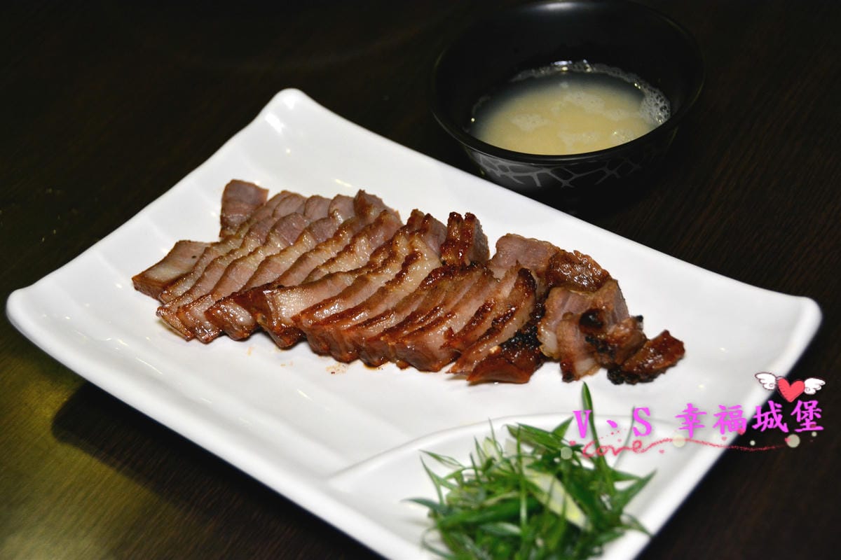 【板橋居酒屋】 煽烏賊燒烤居酒屋 加拿大深海大生蠔、美味