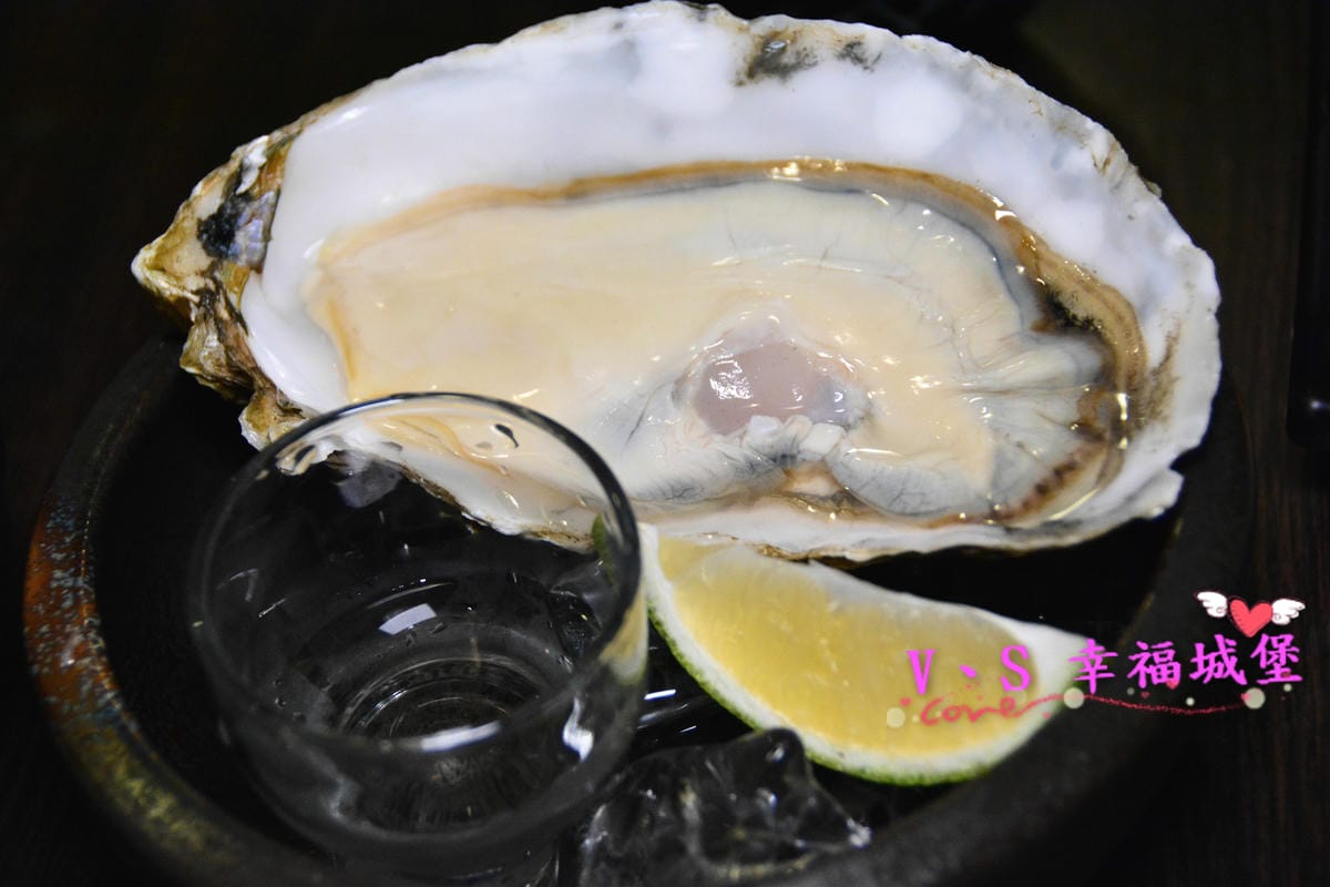 【板橋居酒屋】 煽烏賊燒烤居酒屋 加拿大深海大生蠔、美味新鮮的胭脂蝦 道道都讓人感受到人間美味,快約好友來一趟美足你的味蕾吧 !(已歇業) - 第59張圖 【板橋居酒屋】 煽烏賊燒烤居酒屋 加拿大深海大生蠔、美味