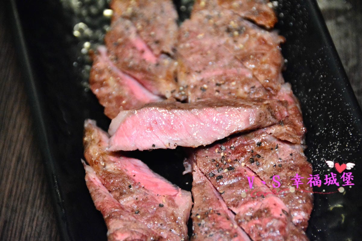 【板橋居酒屋】 煽烏賊燒烤居酒屋 加拿大深海大生蠔、美味新鮮的胭脂蝦 道道都讓人感受到人間美味,快約好友來一趟美足你的味蕾吧 !(已歇業) - 第62張圖 【板橋居酒屋】 煽烏賊燒烤居酒屋 加拿大深海大生蠔、美味