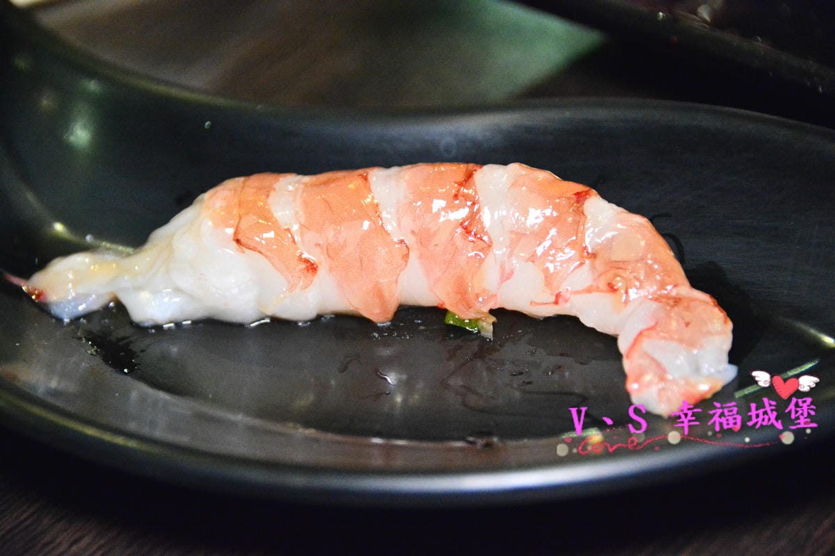 【板橋居酒屋】 煽烏賊燒烤居酒屋 加拿大深海大生蠔、美味新鮮的胭脂蝦 道道都讓人感受到人間美味,快約好友來一趟美足你的味蕾吧 !(已歇業) - 第46張圖 【板橋居酒屋】 煽烏賊燒烤居酒屋 加拿大深海大生蠔、美味