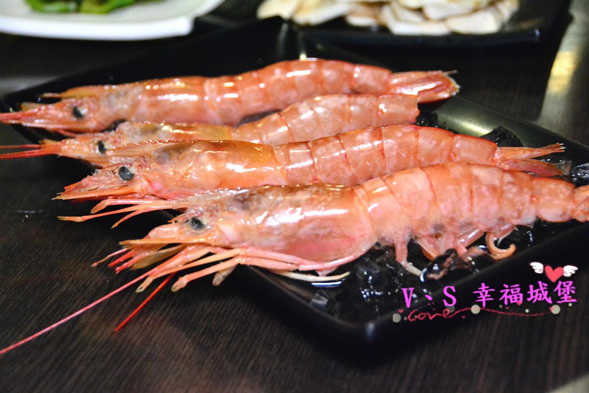 【板橋居酒屋】 煽烏賊燒烤居酒屋 加拿大深海大生蠔、美味新鮮的胭脂蝦 道道都讓人感受到人間美味,快約好友來一趟美足你的味蕾吧 !(已歇業) - 第43張圖 【板橋居酒屋】 煽烏賊燒烤居酒屋 加拿大深海大生蠔、美味