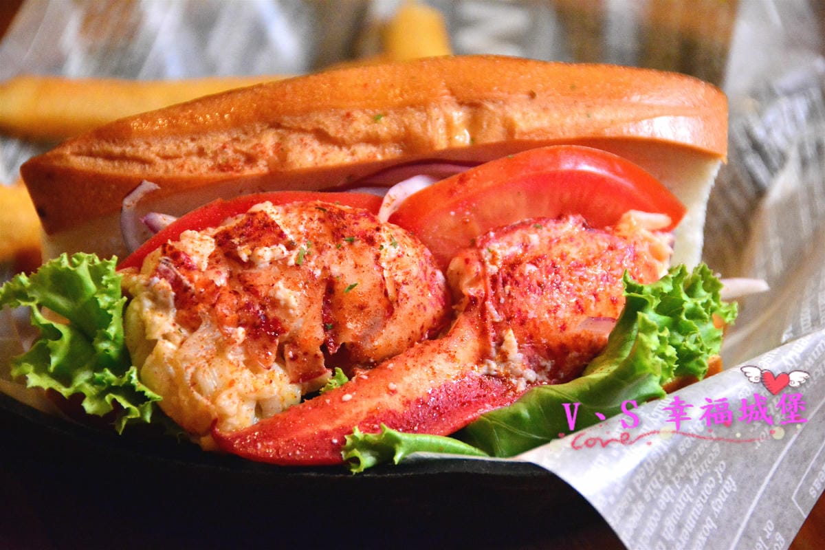 【台北美食】南京復興站 龍波斯特 lobster.foods 龍蝦Pizza、龍蝦燉飯 整隻龍蝦上桌就是霸氣,龍蝦三明治 399 CP值超高的啦 ! - 第17張圖 【台北美食】南京復興站 龍波斯特 lobster.foods 龍蝦Pizza、龍蝦燉飯 整隻龍蝦上桌就是霸氣,龍蝦三明治 399 CP值超高的啦 !
