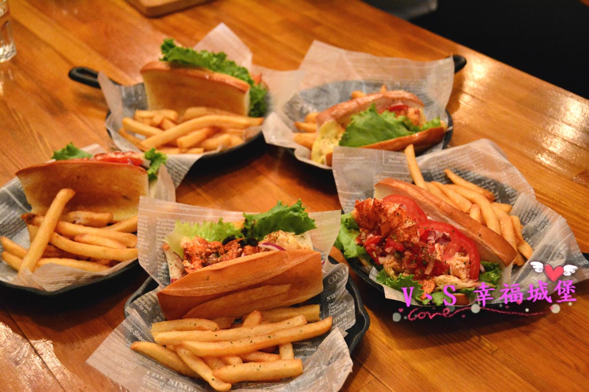 【台北美食】南京復興站 龍波斯特 lobster.foods 龍蝦Pizza、龍蝦燉飯 整隻龍蝦上桌就是霸氣,龍蝦三明治 399 CP值超高的啦 ! - 第14張圖 【台北美食】南京復興站 龍波斯特 lobster.foods 龍蝦Pizza、龍蝦燉飯 整隻龍蝦上桌就是霸氣,龍蝦三明治 399 CP值超高的啦 !