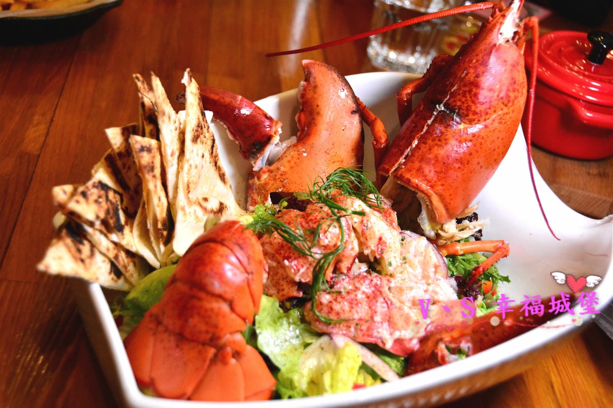 【台北美食】南京復興站 龍波斯特 lobster.foods 龍蝦Pizza、龍蝦燉飯 整隻龍蝦上桌就是霸氣,龍蝦三明治 399 CP值超高的啦 ! - 第24張圖 【台北美食】南京復興站 龍波斯特 lobster.foods 龍蝦Pizza、龍蝦燉飯 整隻龍蝦上桌就是霸氣,龍蝦三明治 399 CP值超高的啦 !