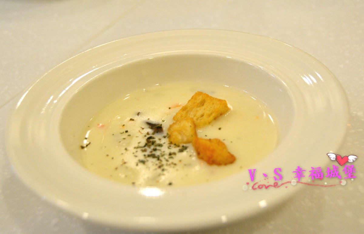 【板橋美食】 捷運新埔站 Oyami cafe 跟米亞一起在日系鄉村風格環境中,找尋那滿足嘴巴的美味魔法。。。(已歇業,西門町還有分店) - 第32張圖 【板橋美食】 捷運新埔站 Oyami cafe 跟米亞一